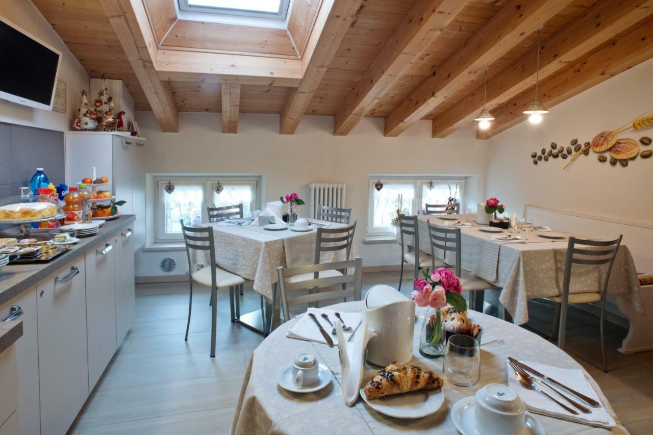 B&B La Casa Di Rosa Vago Exteriör bild