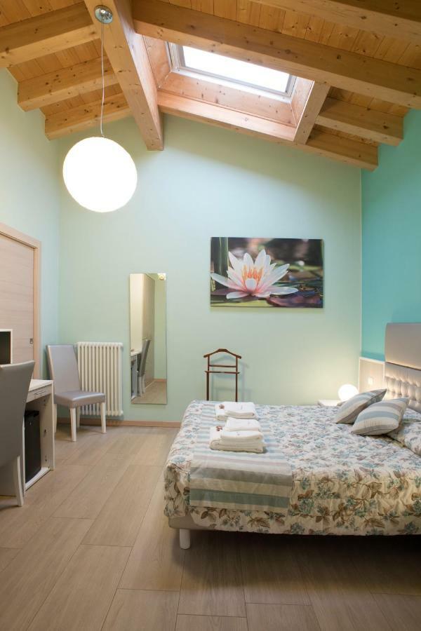 B&B La Casa Di Rosa Vago Exteriör bild
